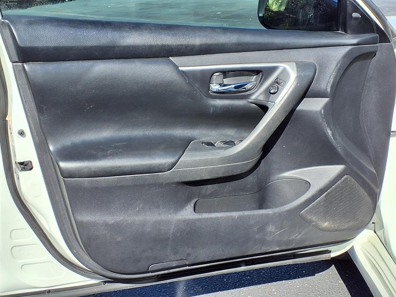 Nissan Altima2.5 Sv - Thumbnail 11