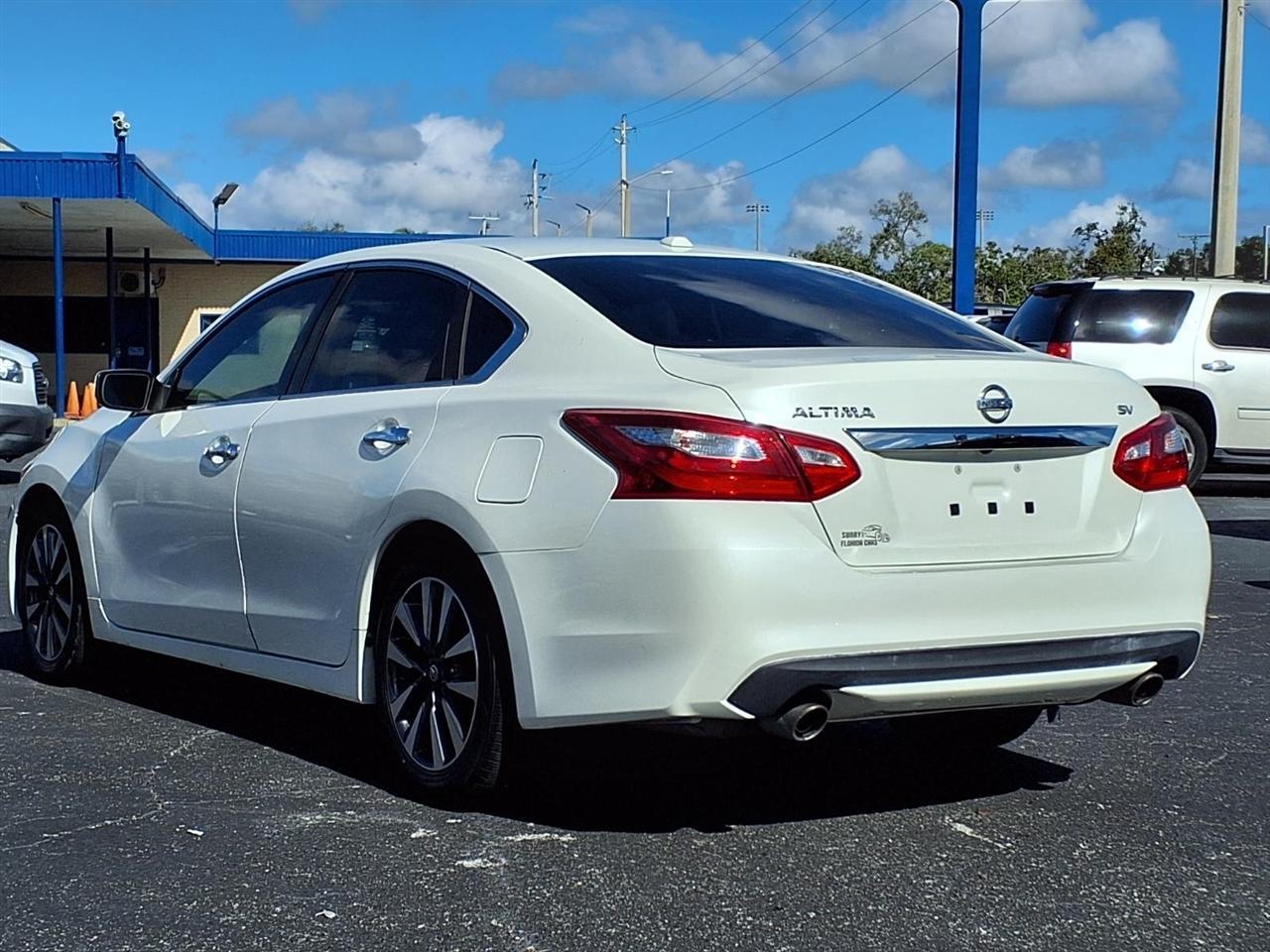 Nissan Altima2.5 Sv - Thumbnail 16