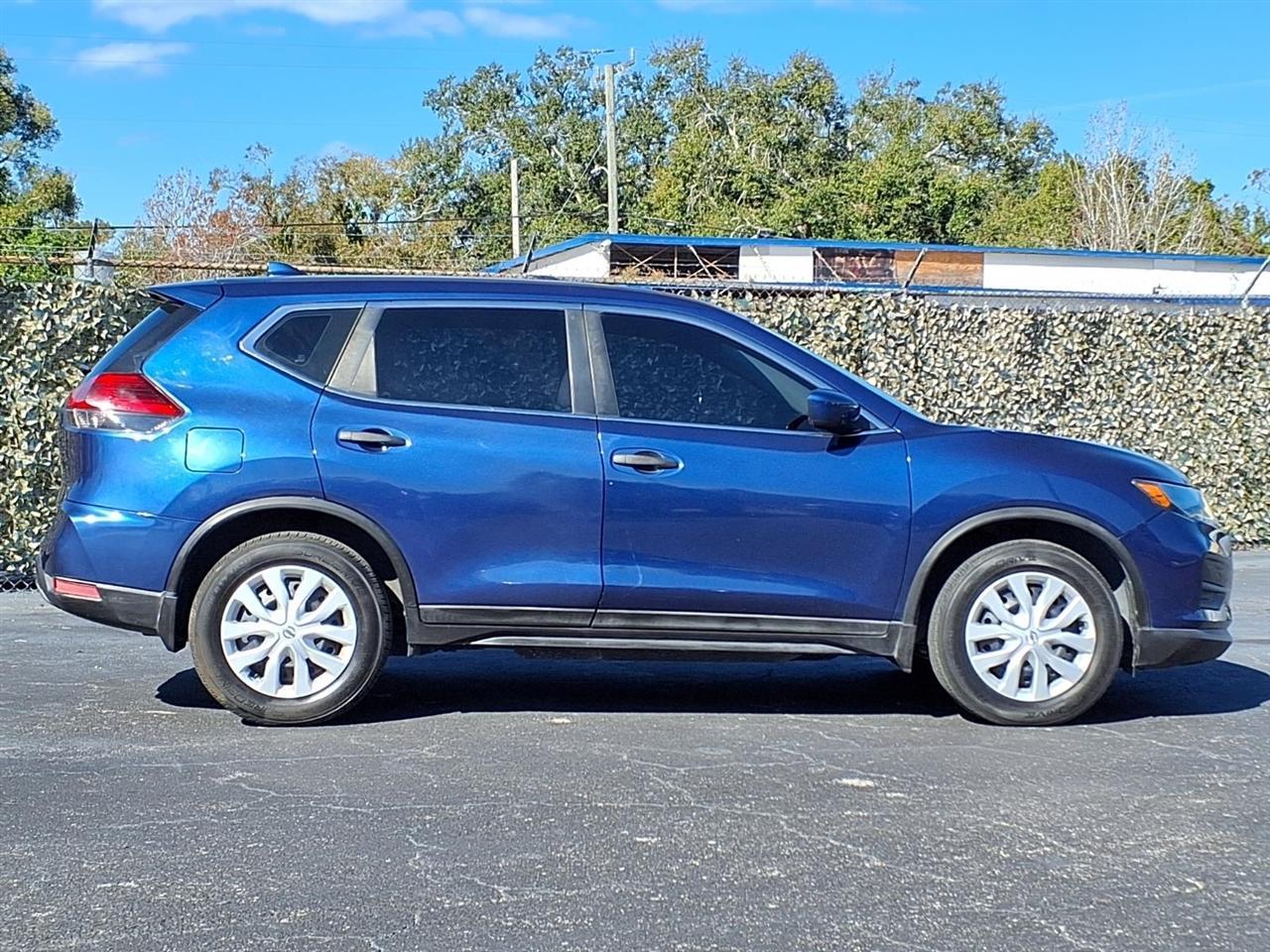 Nissan Roguefwd 4Dr S - Thumbnail 3