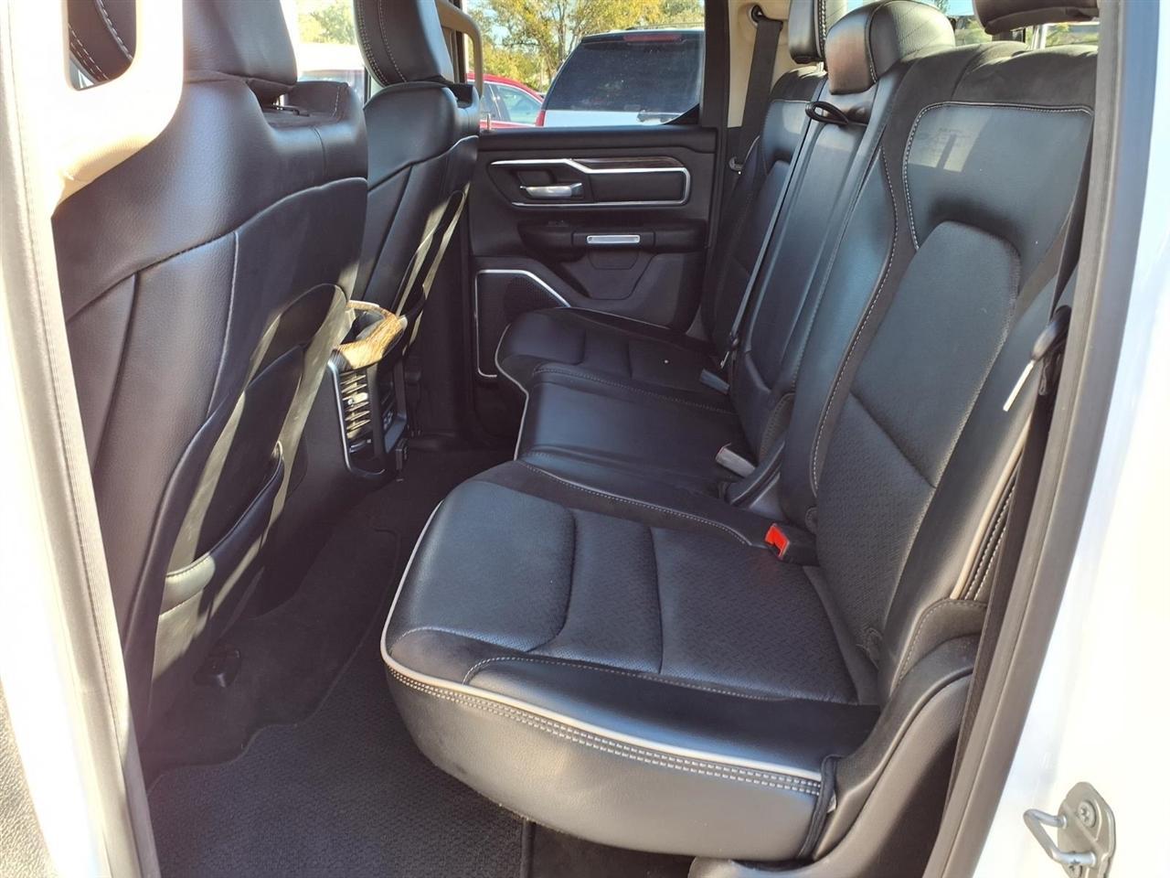 Ram 15004Wd Crew Cab 149" Laramie - Thumbnail 12