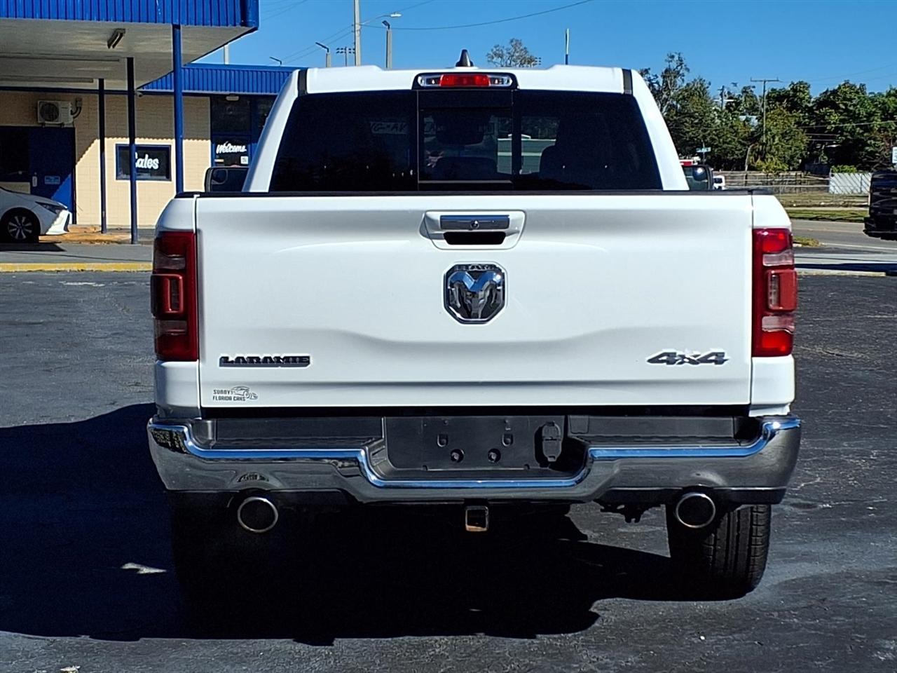 Ram 15004Wd Crew Cab 149" Laramie - Thumbnail 16