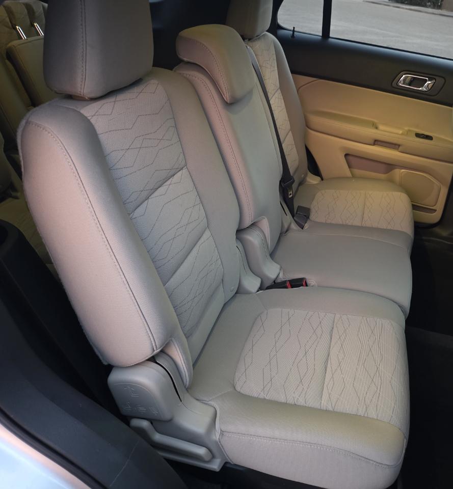 Ford Explorerfwd 4Dr Base - Thumbnail 16