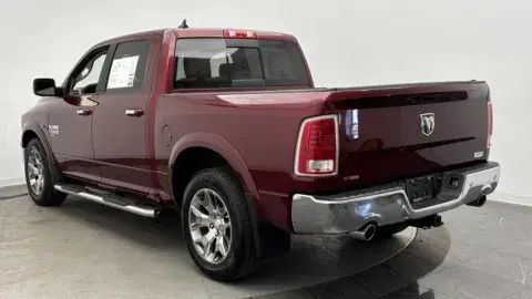 Ram 1500 Classic Laramie - Thumbnail 6