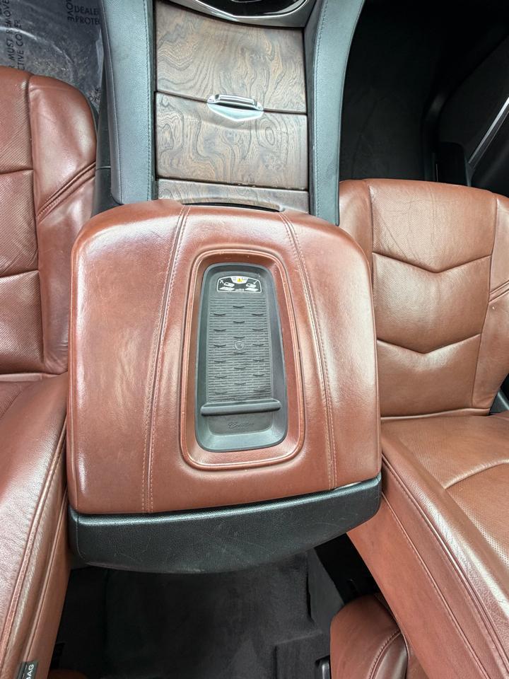 Cadillac Escalade Esv 2Wd Luxury - Thumbnail 17