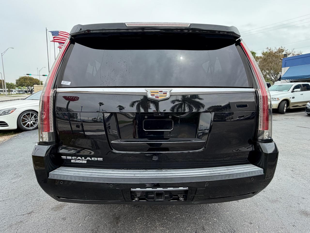 Cadillac Escalade Esv 2Wd Luxury - Thumbnail 6