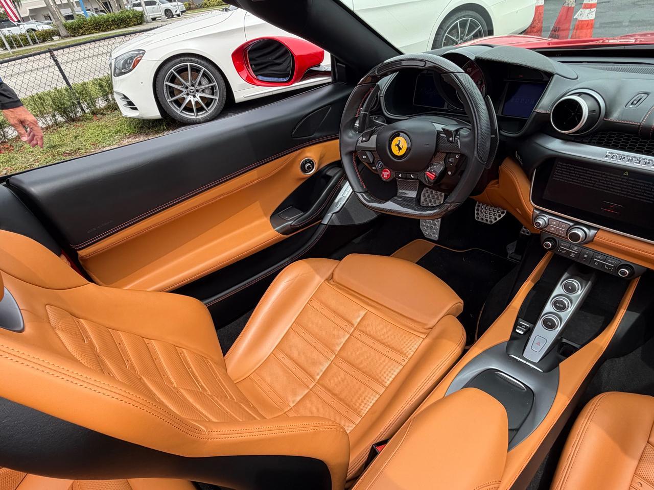 Ferrari Portofino Convertible - Thumbnail 12
