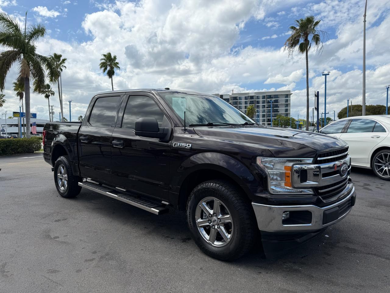 Ford F-150 Xlt 2Wd - Thumbnail 2