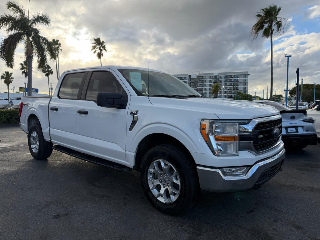 Ford F-150 Xlt Lariat - Thumbnail 2