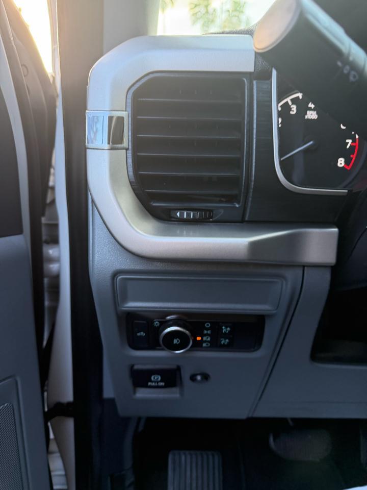 Ford F-150 Xlt Lariat - Thumbnail 19