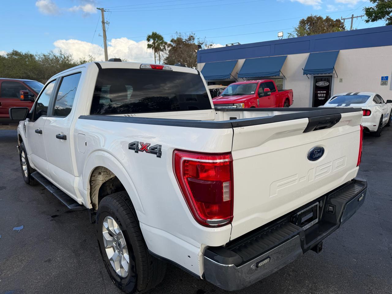 Ford F-150 Xlt Lariat - Thumbnail 8