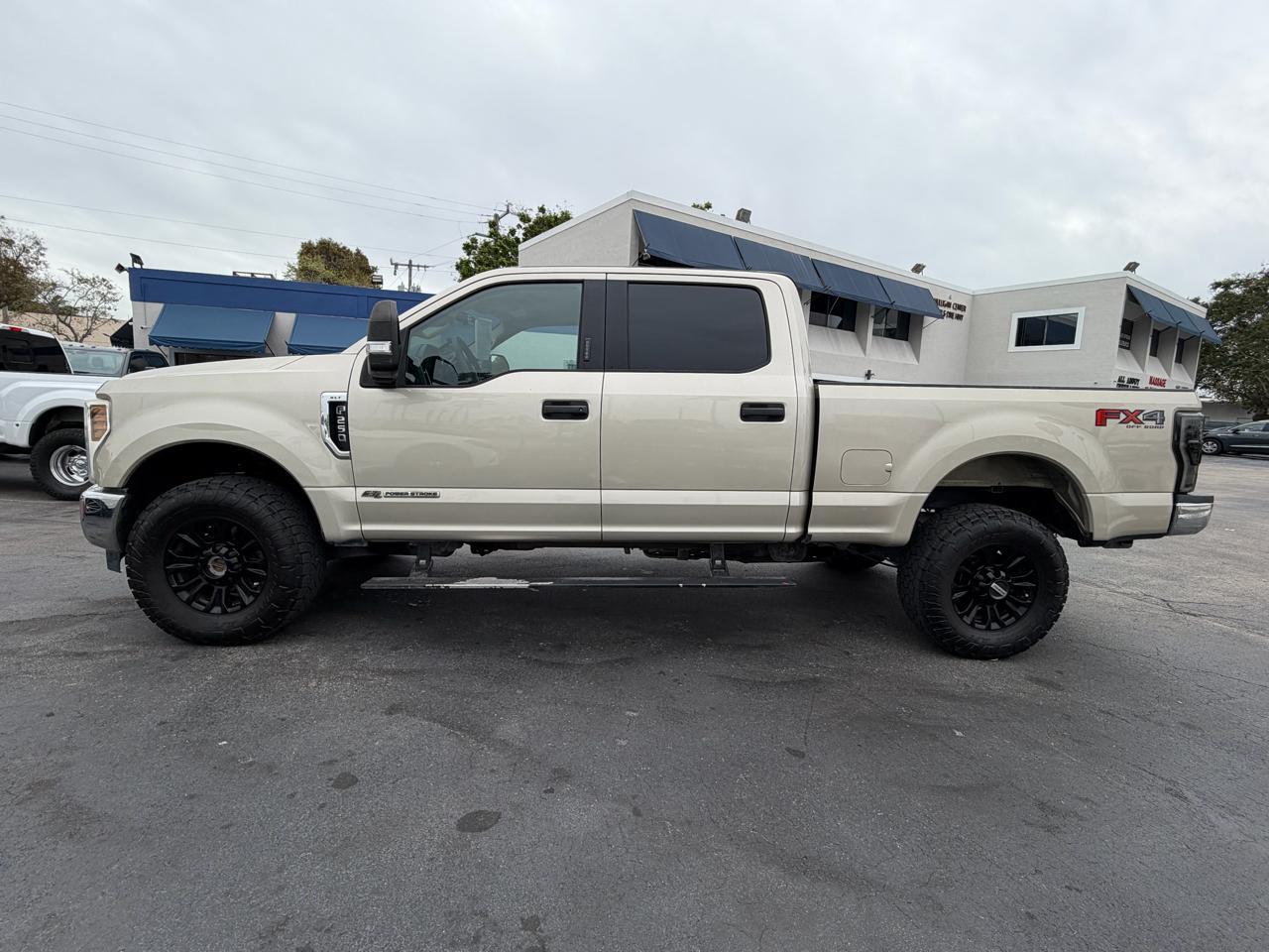 Ford F-250 Sd King Ranch Crew Cab 4Wd - Thumbnail 8