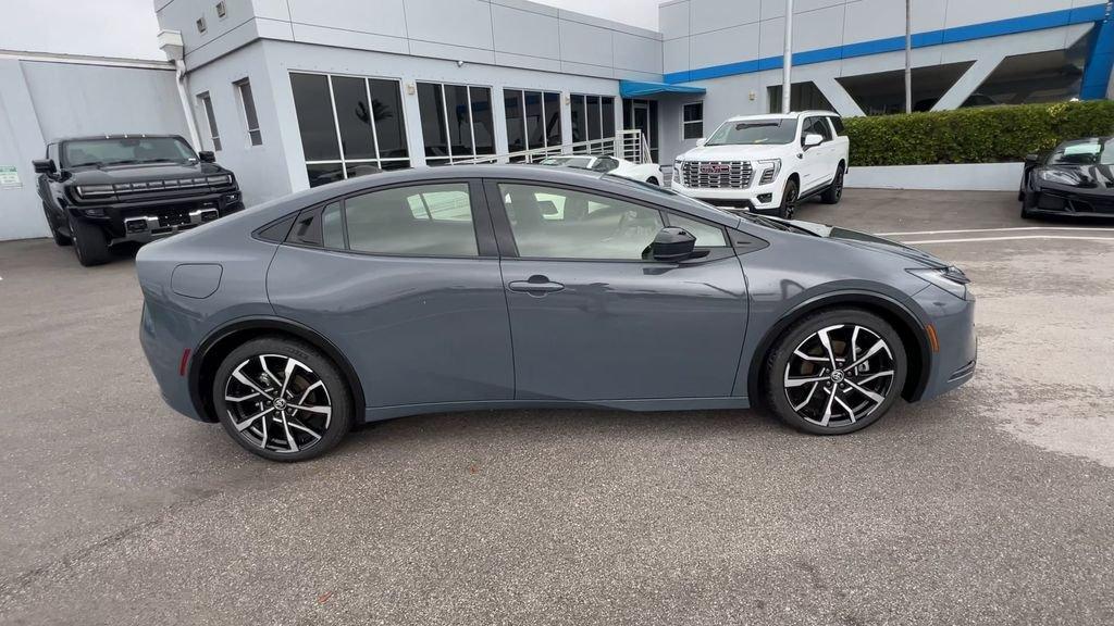 Toyota Prius Plug-In Hybrid Xse Fwd - Thumbnail 10