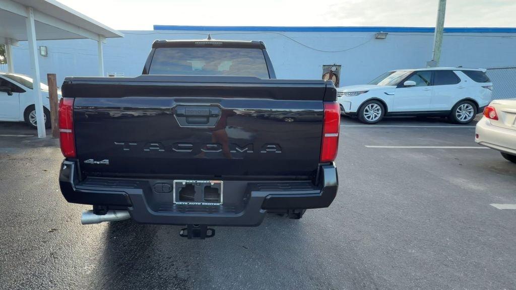 Toyota Tacoma Sr5 4Wd Double Cab - Thumbnail 8