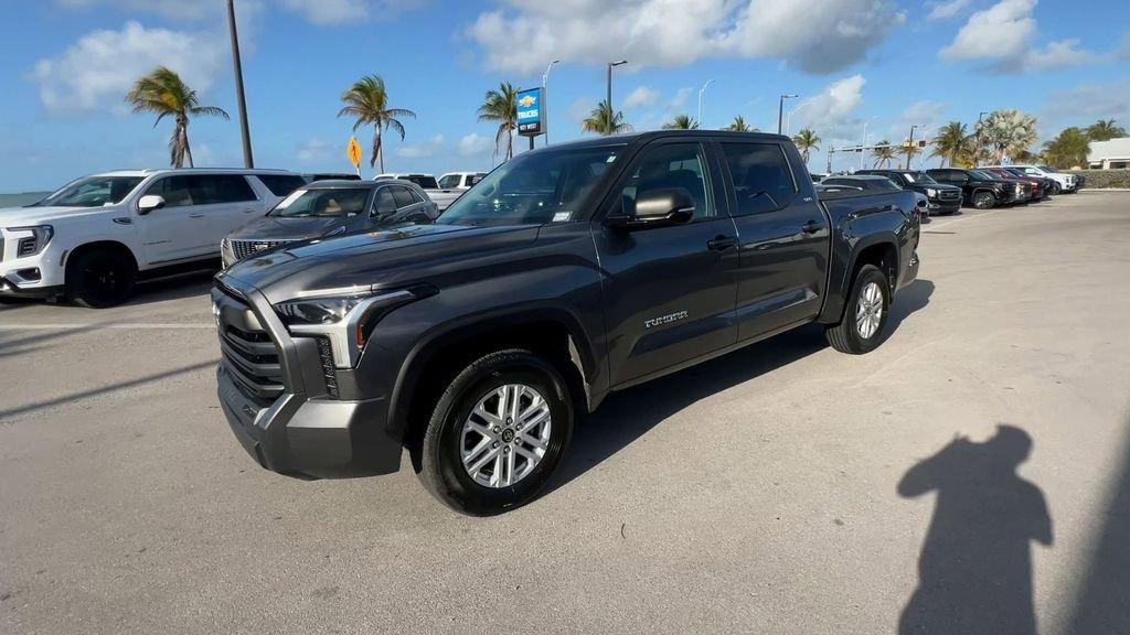 Toyota Tundra Sr5 Rwd Crewmax - Thumbnail 5