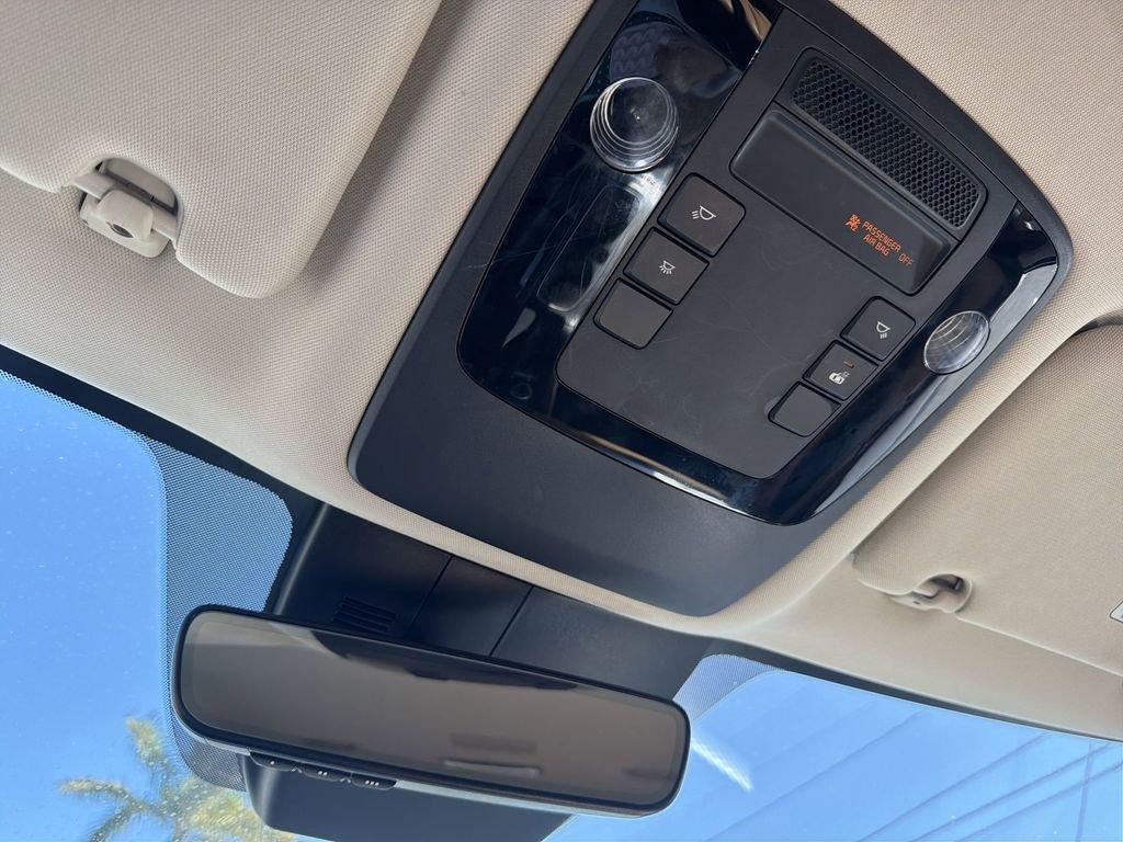 Kia Carnival Lx Fwd - Thumbnail 19