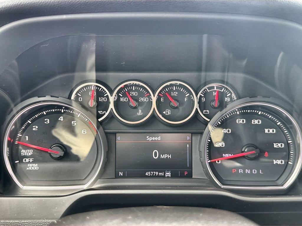 Chevrolet Silverado 1500 Rst 4Wd Crew Cab - Thumbnail 18