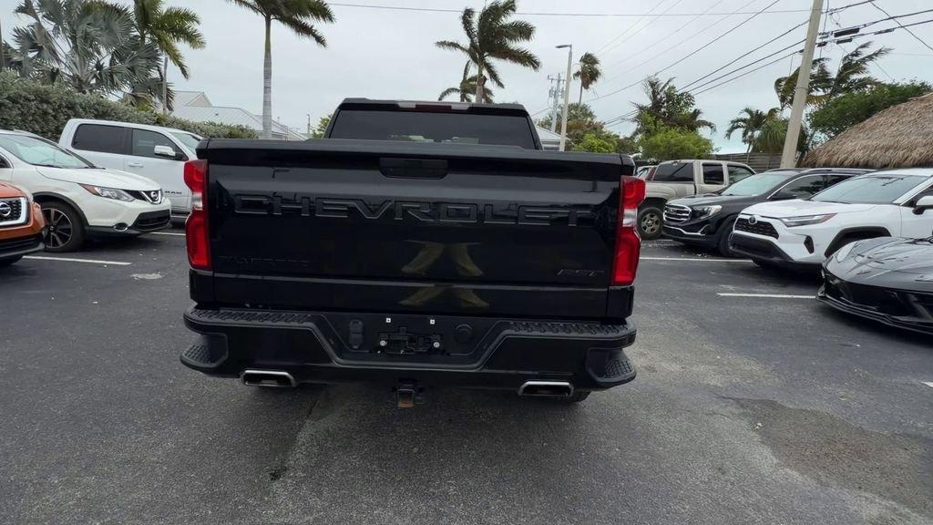 Chevrolet Silverado 1500 Rst 4Wd Crew Cab - Thumbnail 8