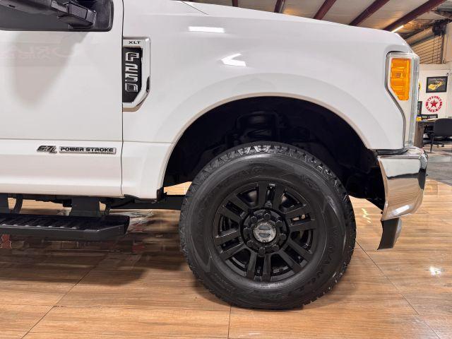 FORD F250 SUPER DUTY CREW CAB - Thumbnail 5