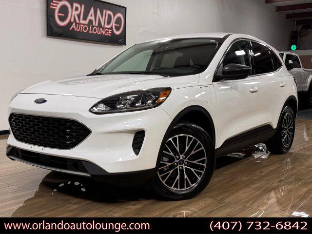 FORD ESCAPE PLUG-IN HYBRID - View 1