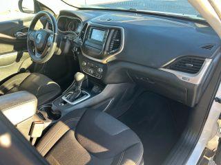 Jeep Cherokee - Thumbnail 19