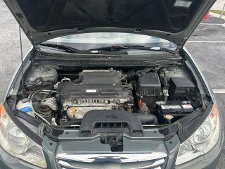 Hyundai Elantra - Thumbnail 6