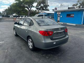 Hyundai Elantra - Thumbnail 11