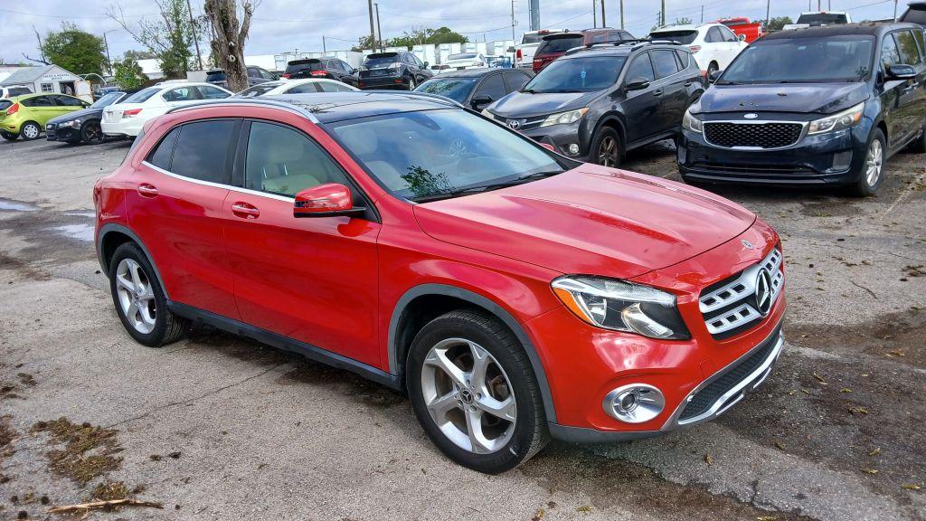 Mercedes-Benz Gla - Thumbnail 13