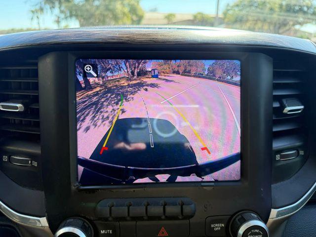 Ram 1500 Crew Cab - Thumbnail 4