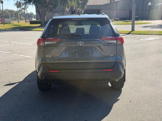 Toyota Rav4 - Thumbnail 6