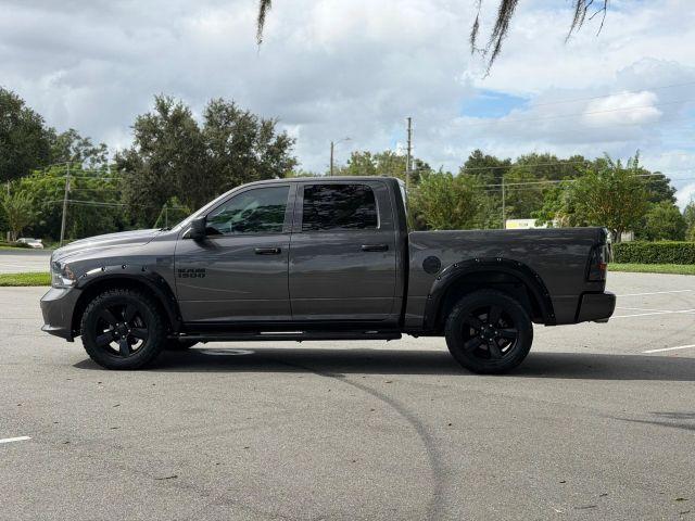 Ram 1500 Crew Cab - Thumbnail 2