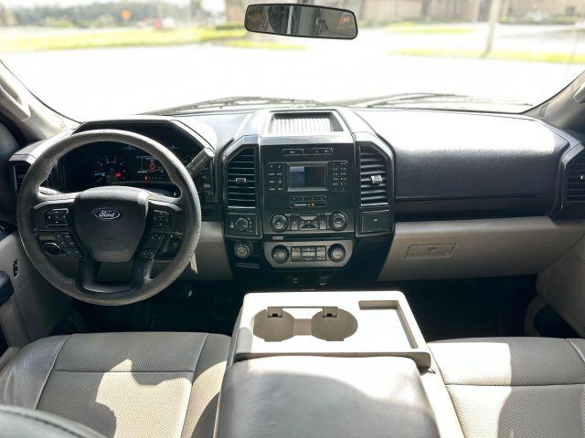 Ford F150 Supercrew Cab - Thumbnail 2