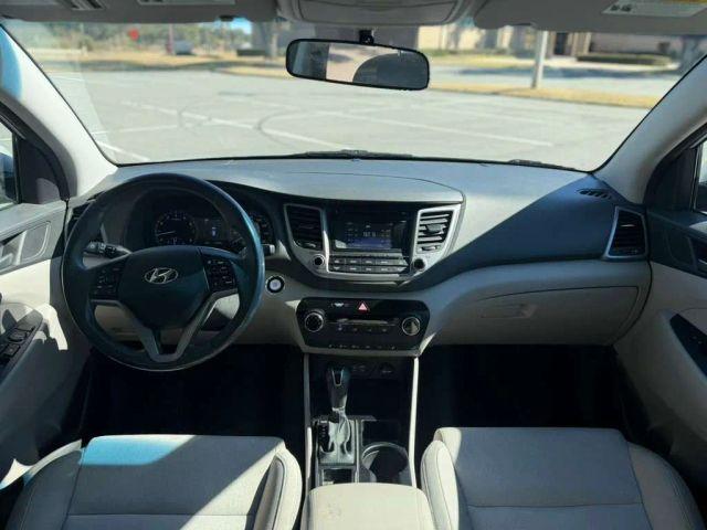 Hyundai Tucson - Thumbnail 3