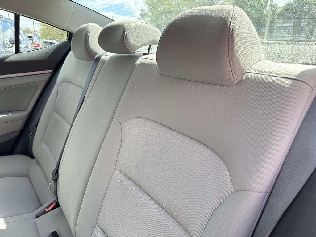 Hyundai Elantra Value Edition - Thumbnail 16