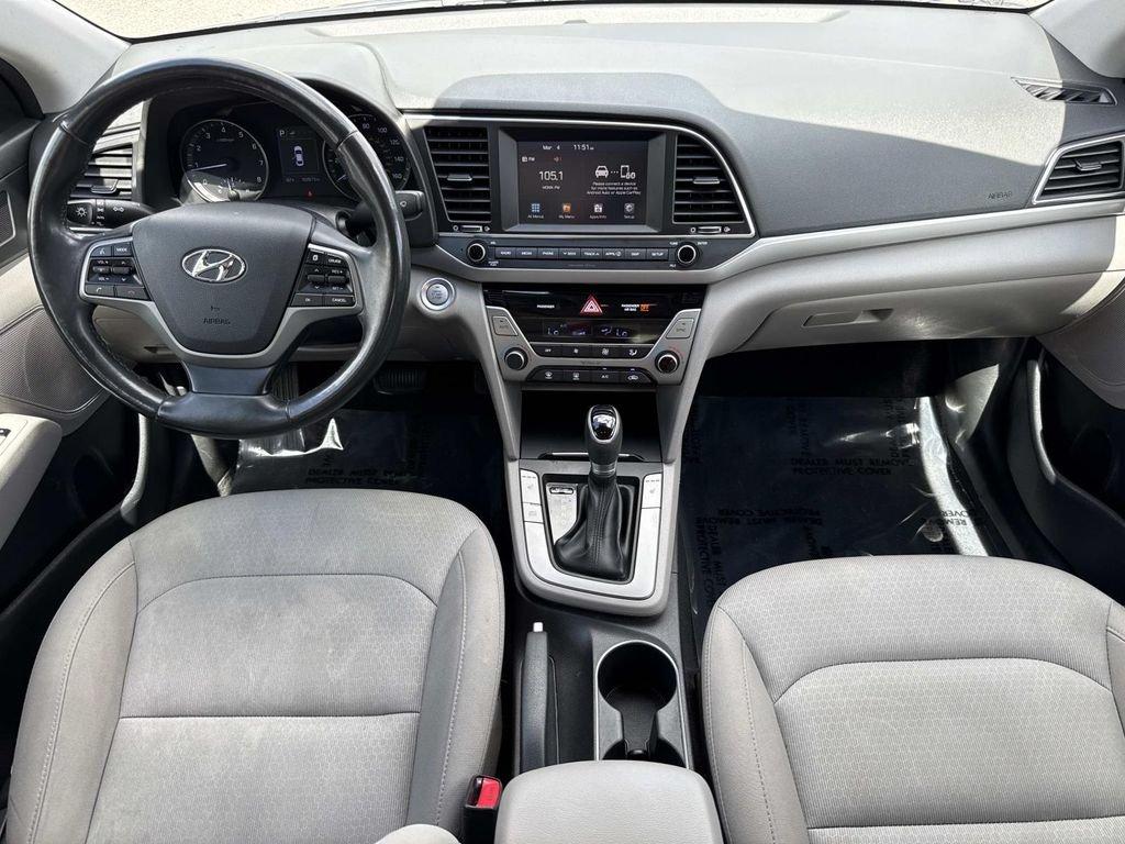 Hyundai Elantra Value Edition - Thumbnail 20