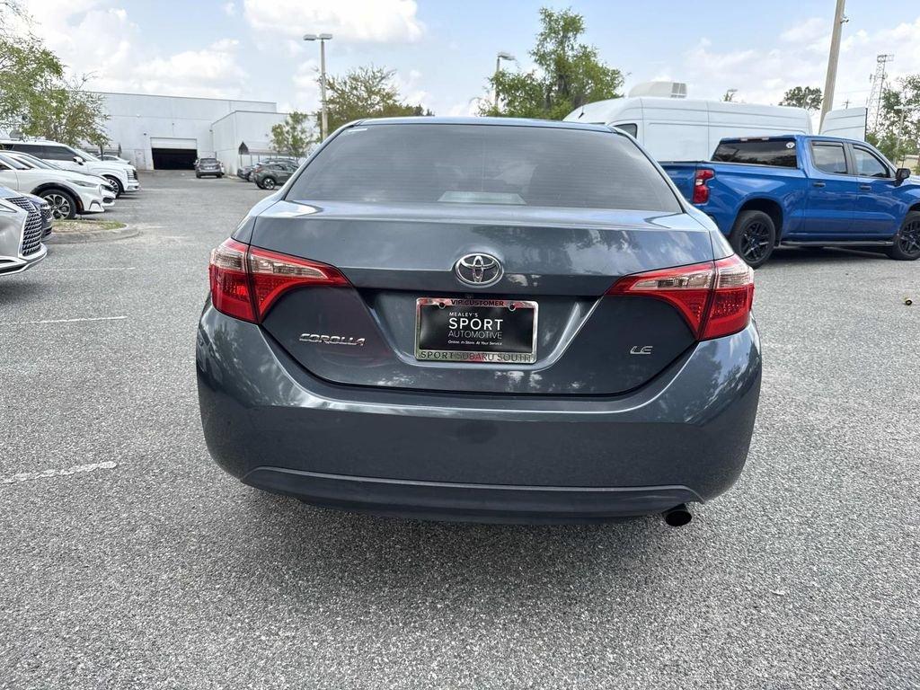 Toyota Corolla Le - Thumbnail 5