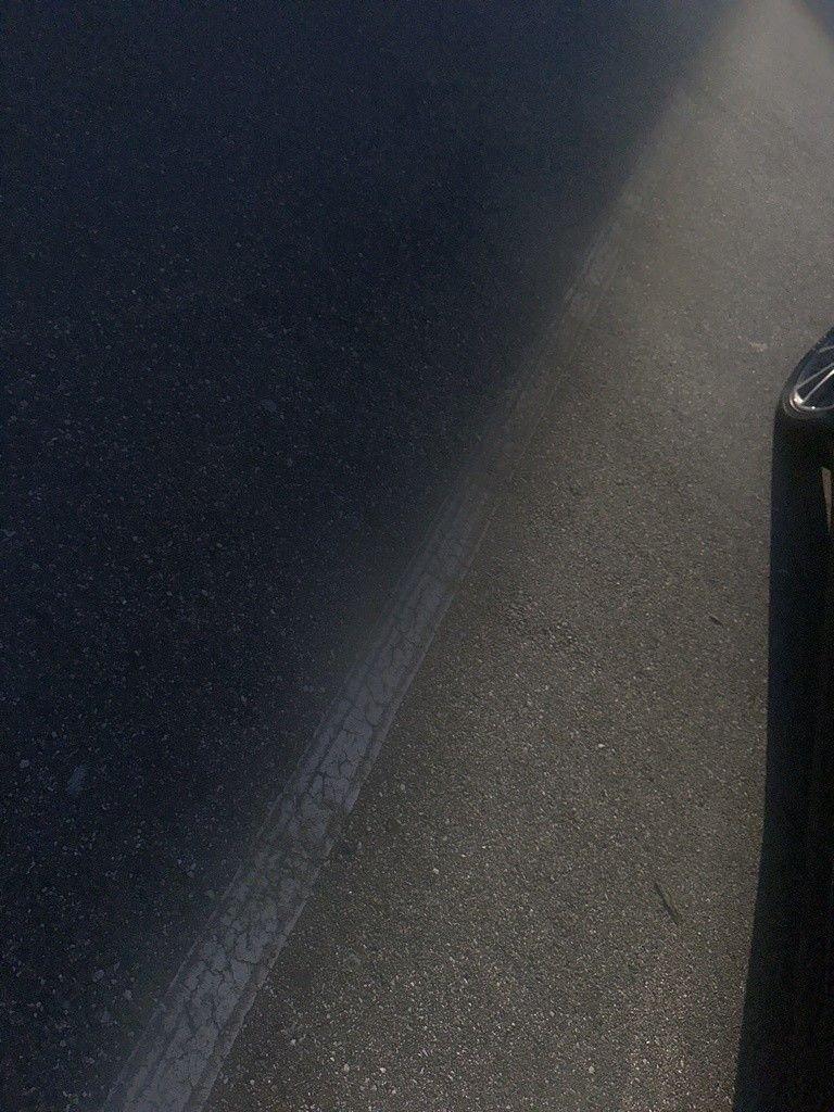 Hyundai Elantra Limited - Thumbnail 3