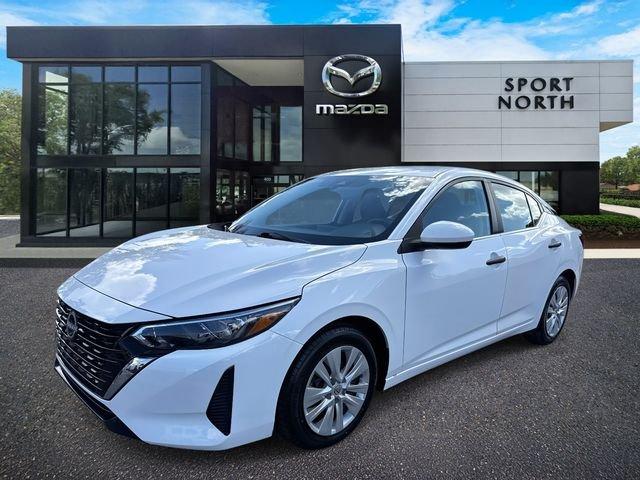 Nissan Sentra S - Thumbnail 9