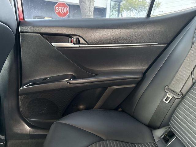 Toyota Camry Se - Thumbnail 20