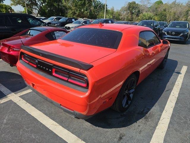 Dodge Challenger R/T - Thumbnail 5