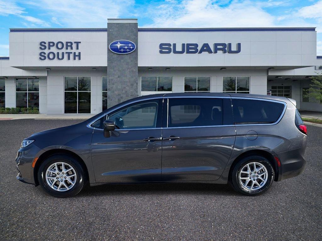 Chrysler Pacifica Touring L - Thumbnail 8