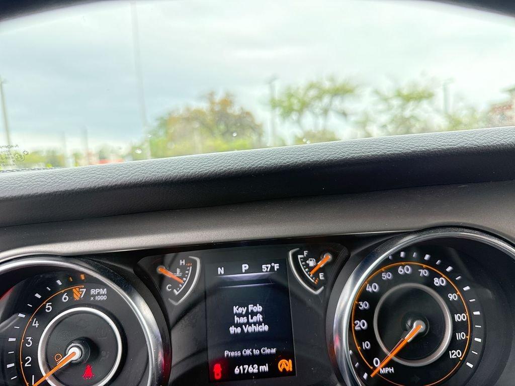 Jeep Gladiator Sport - Thumbnail 13