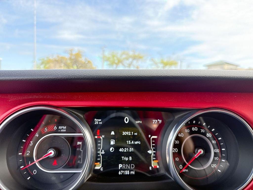 Jeep Wrangler Unlimited Rubicon - Thumbnail 17