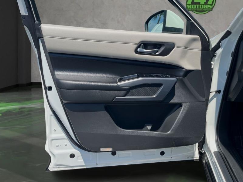 Nissan Pathfinder Sl - Thumbnail 10