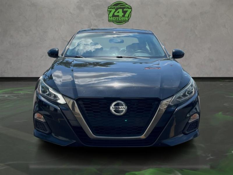 Nissan Altima 2.5 Sr - Thumbnail 9