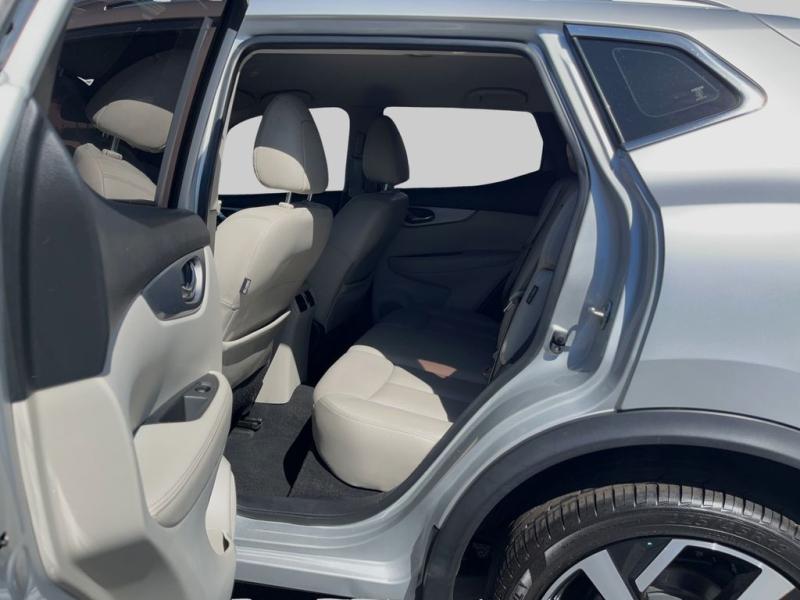 Nissan Rogue Sport Sl - Thumbnail 12