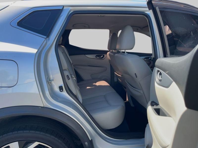 Nissan Rogue Sport Sl - Thumbnail 13