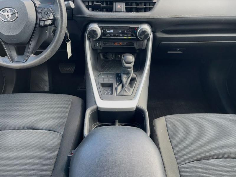 Toyota Rav4 Le - Thumbnail 17