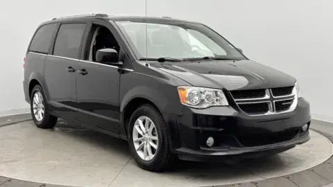 Dodge Grand Caravan Sxt - Thumbnail 4
