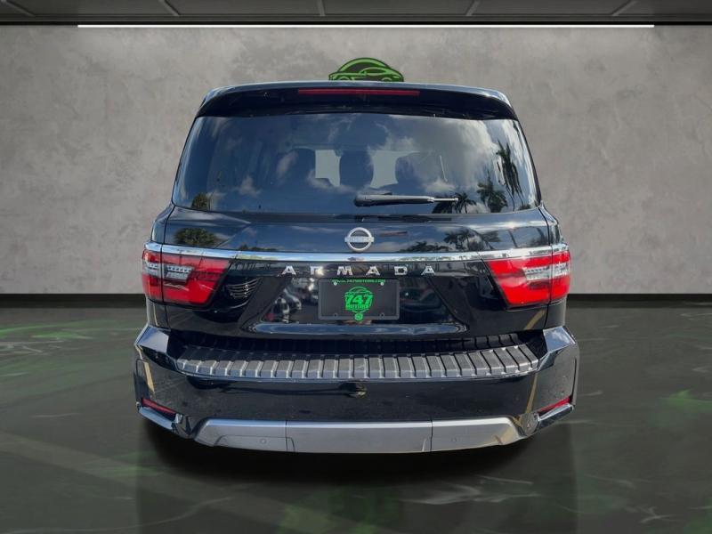 Nissan Armada Sv - Thumbnail 5