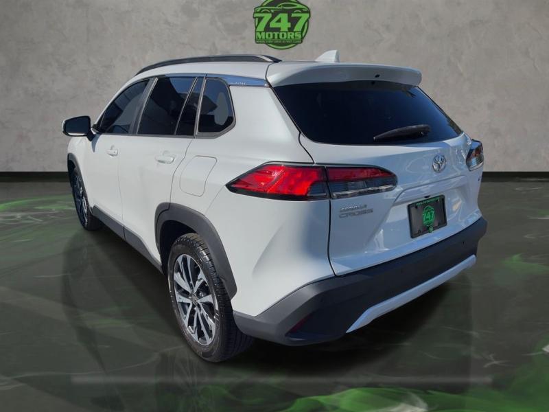 Toyota Corolla Cross Xle - Thumbnail 4